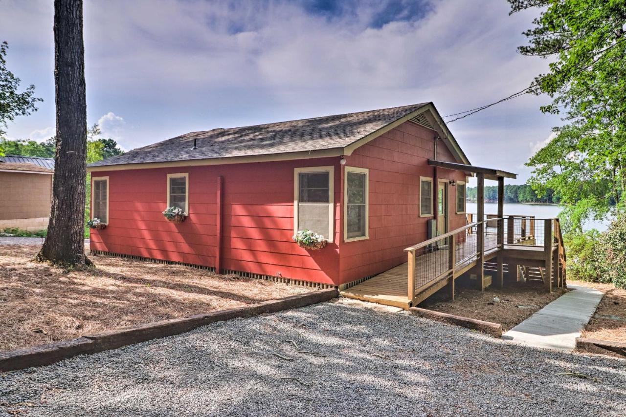 Waterfront Lake Martin Home With Grill And Beach! Eclectic Eksteriør billede